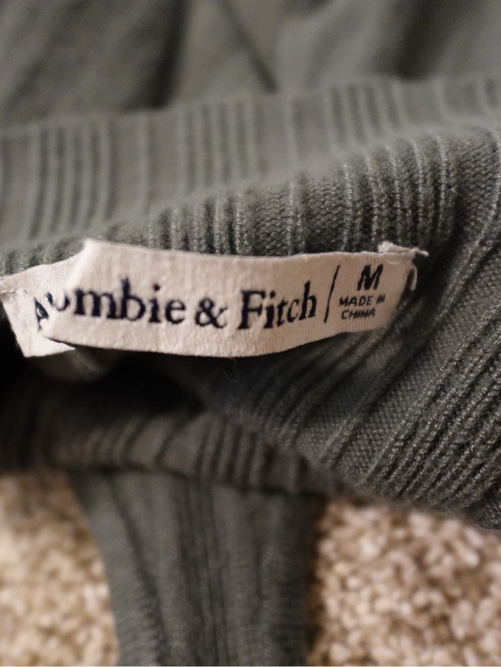 Abercrombie & Fitch Ribbed Mock Neck Long-Sleeve Bodysuit - Picture 2 of 2